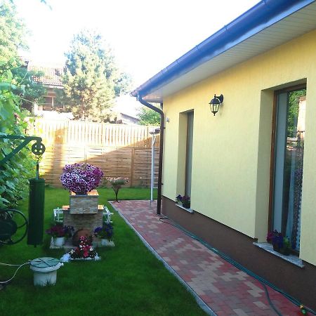 Casuta Bunicilor Bucareste Exterior foto