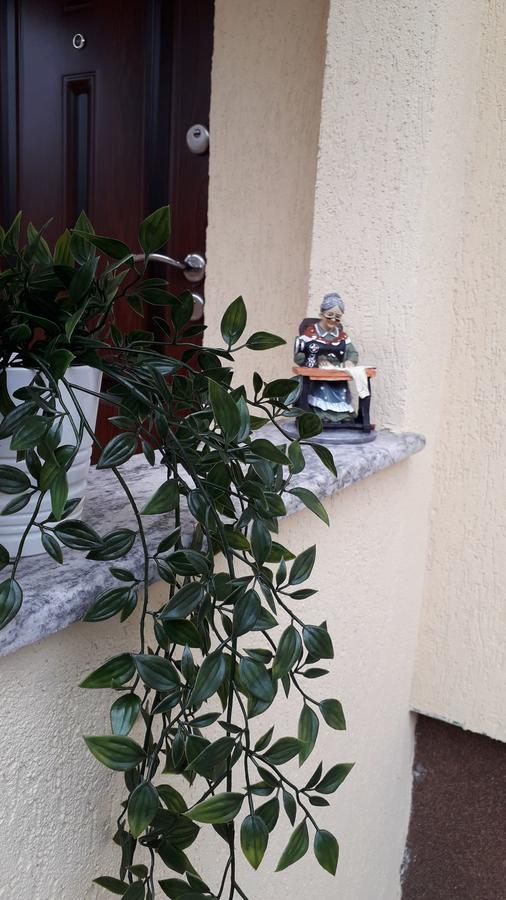 Casuta Bunicilor Bucareste Exterior foto