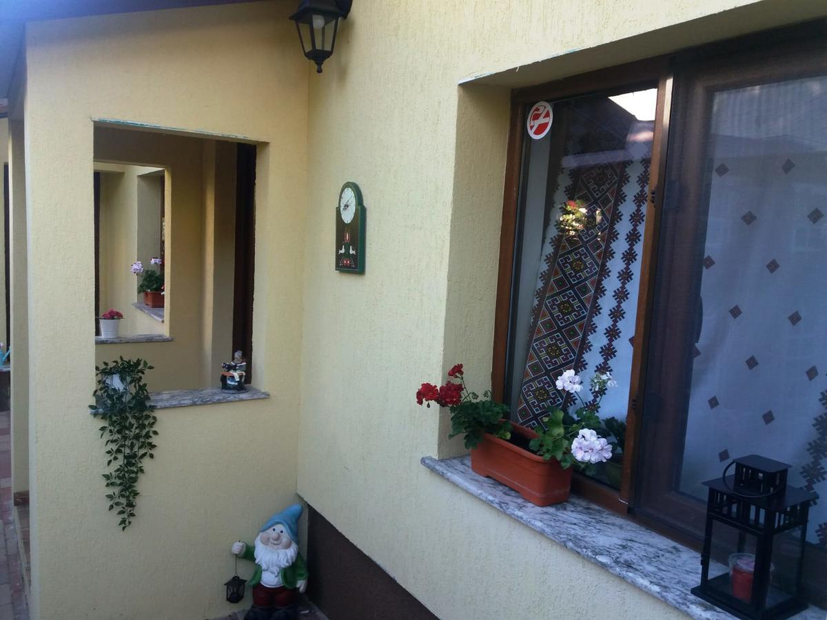Casuta Bunicilor Bucareste Exterior foto